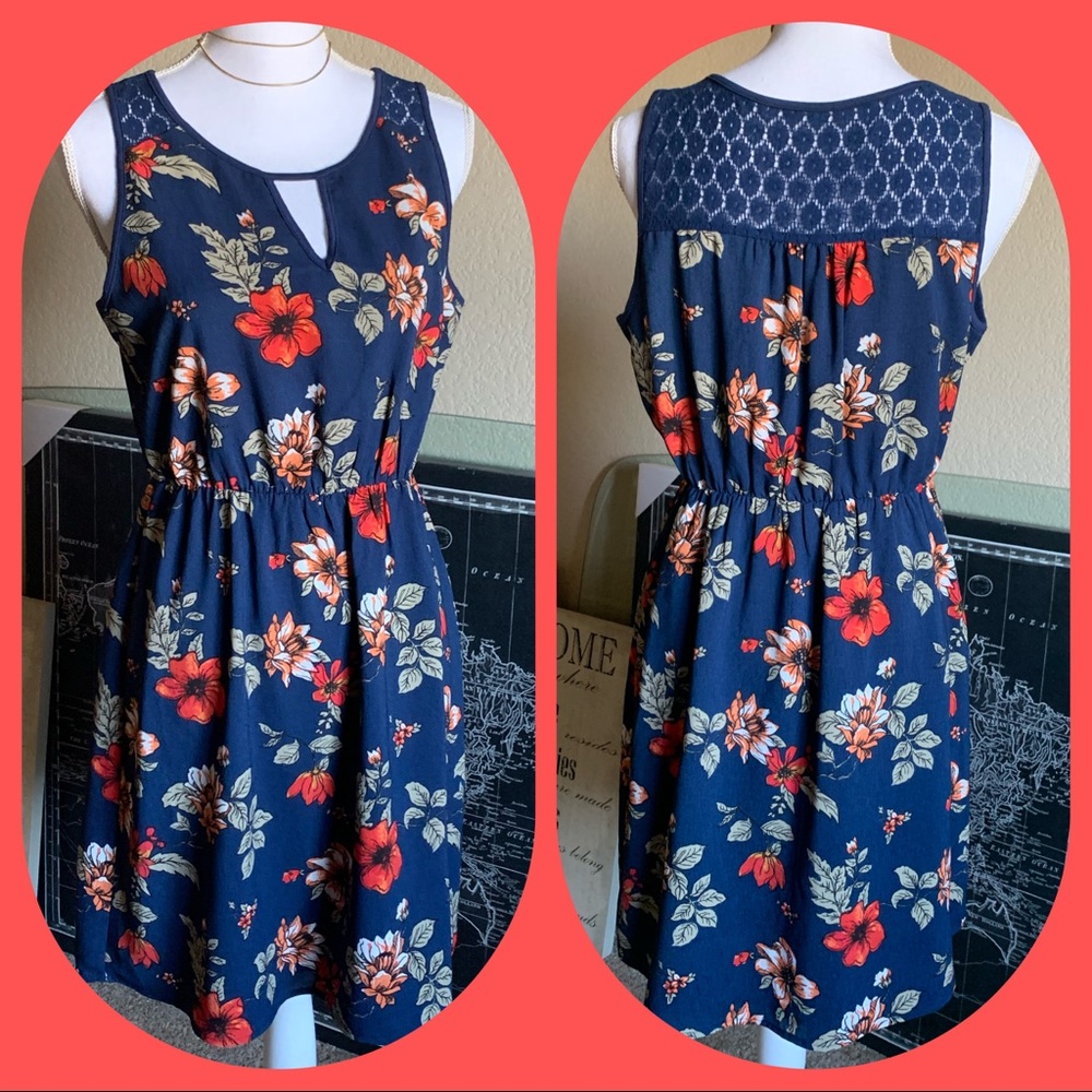 NWOT Lovely Floral Dress